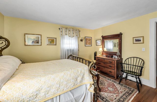 793 Allen St, Springfield, MA 01118