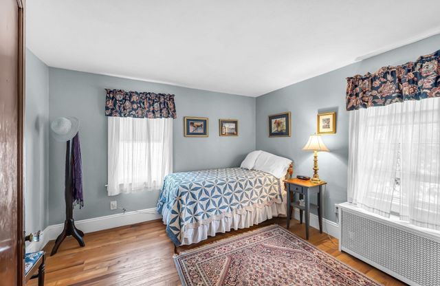 793 Allen St, Springfield, MA 01118