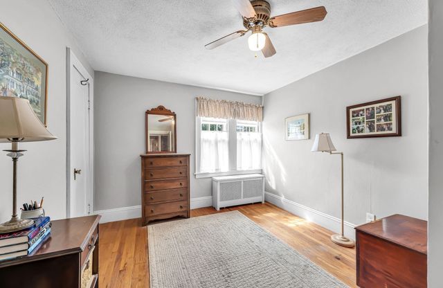 793 Allen St, Springfield, MA 01118