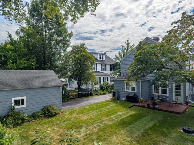 793 Allen St, Springfield, MA 01118