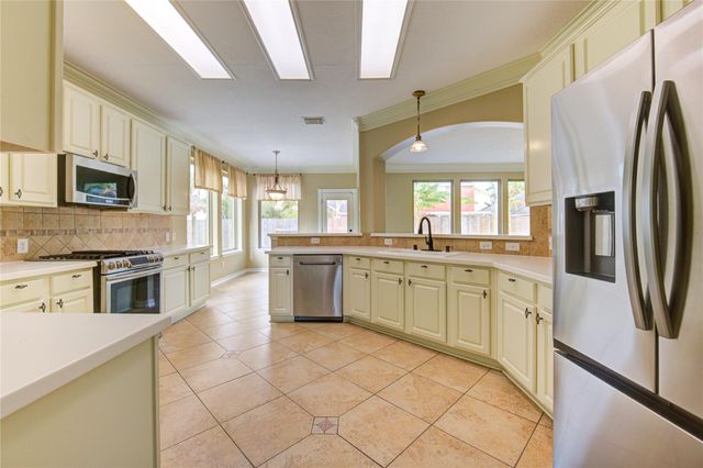 12630 Vineyard Trail Lane, Sugar Land, TX 77478