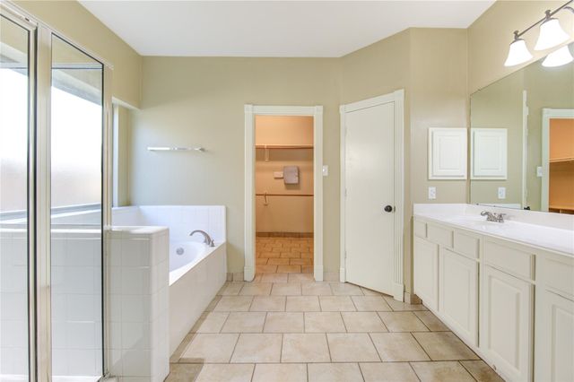 12630 Vineyard Trail Lane, Sugar Land, TX 77478