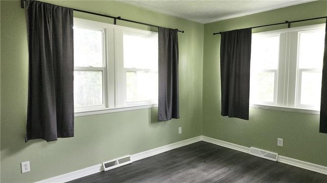 151 Cornell Avenue, Bonner Springs, KS 66012