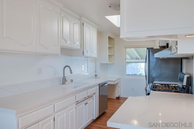 752 Hillsview, El Cajon, CA 92020