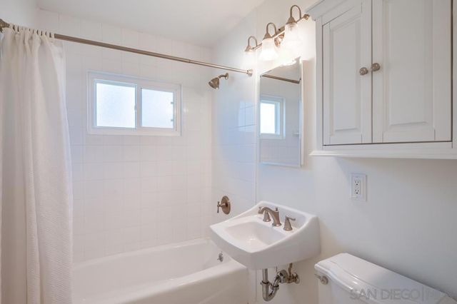 752 Hillsview, El Cajon, CA 92020