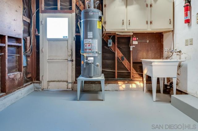 752 Hillsview, El Cajon, CA 92020