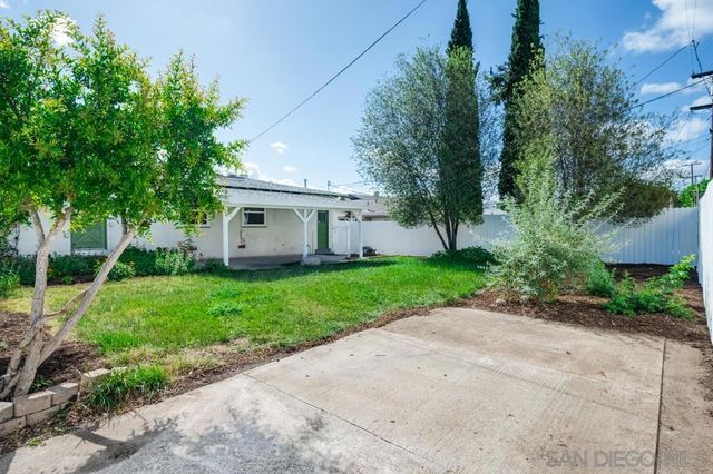 752 Hillsview, El Cajon, CA 92020