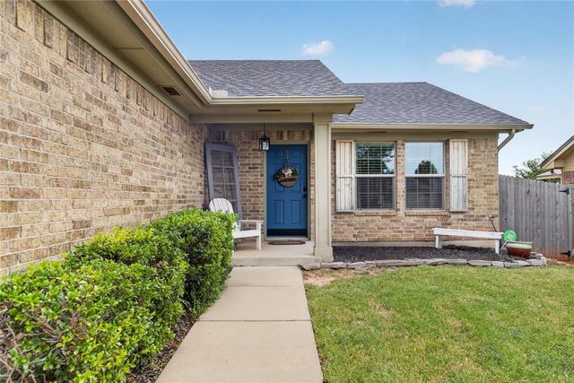 2712 NW 186th Terrace, Edmond, OK 73012