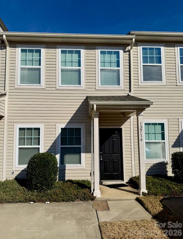 12716 Persimmon Tree Drive, Charlotte, NC 28273