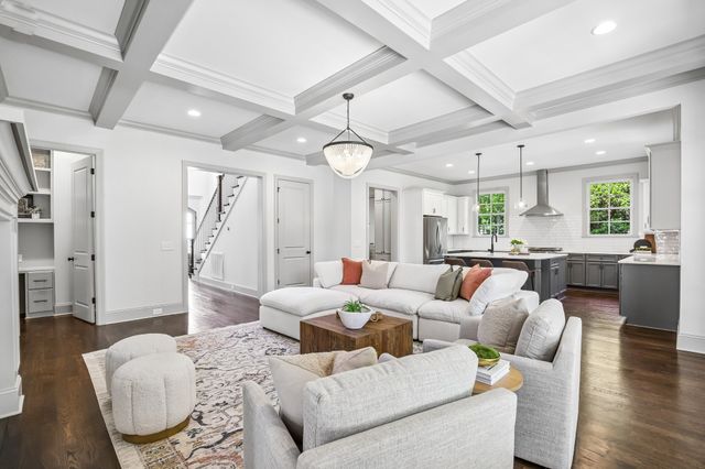 1126 Battery Ln, Nashville, TN 37220