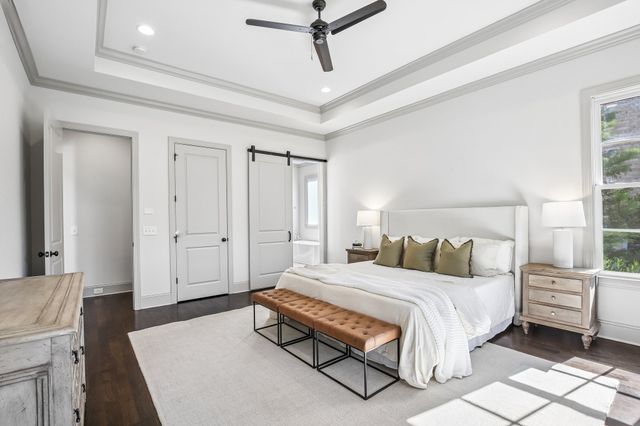 1126 Battery Ln, Nashville, TN 37220