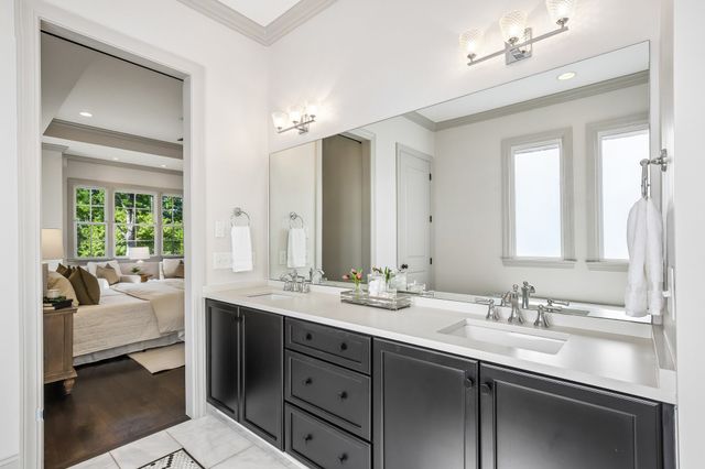 1126 Battery Ln, Nashville, TN 37220