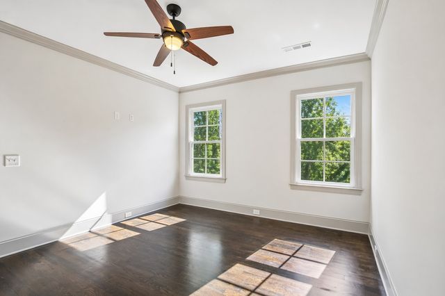 1126 Battery Ln, Nashville, TN 37220