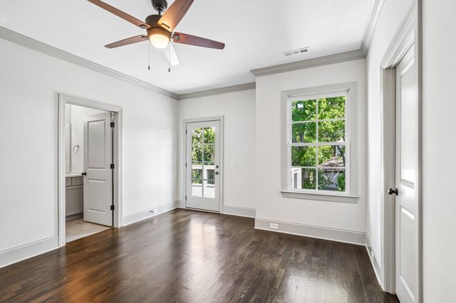 1126 Battery Ln, Nashville, TN 37220