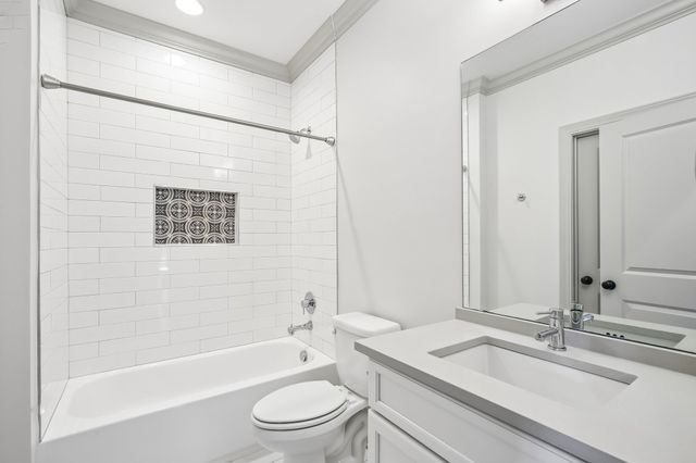 1126 Battery Ln, Nashville, TN 37220