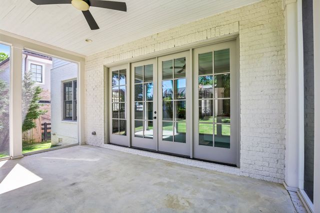 1126 Battery Ln, Nashville, TN 37220