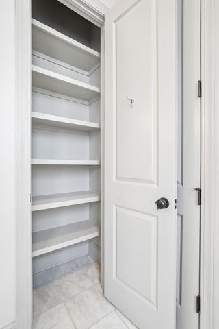 1126 Battery Ln, Nashville, TN 37220