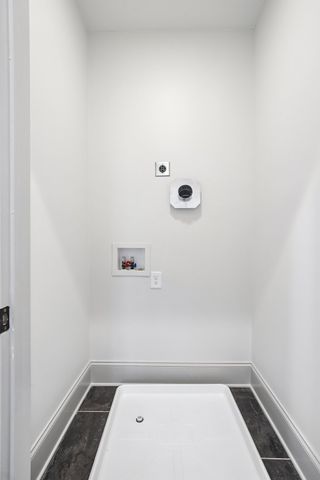 1126 Battery Ln, Nashville, TN 37220