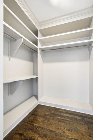 1126 Battery Ln, Nashville, TN 37220