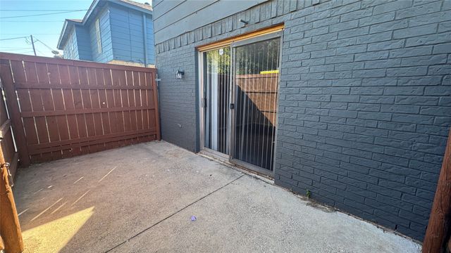 3813 Coates Circle, Benbrook, TX 76116