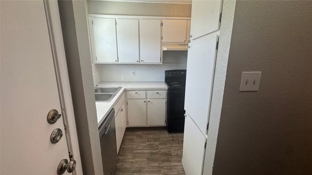 3813 Coates Circle, Benbrook, TX 76116