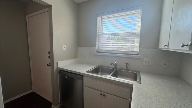 3813 Coates Circle, Benbrook, TX 76116
