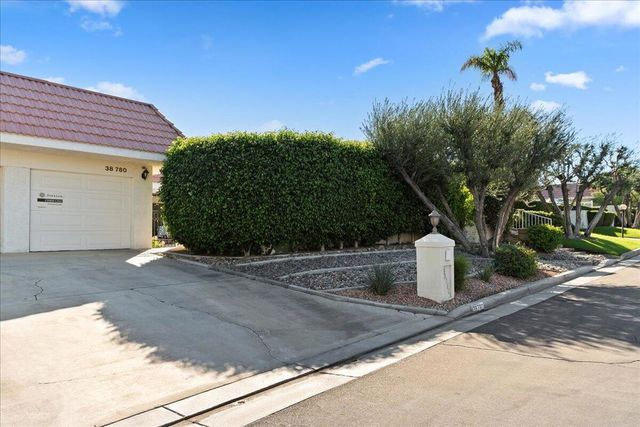 38780 Tandika Trail N, Palm Desert, CA 92211
