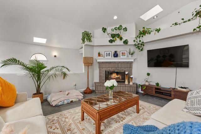 4556 cove Drive, Carlsbad, CA 92008