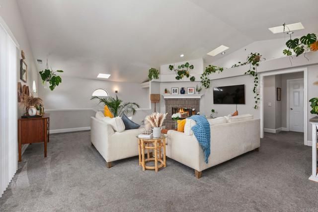 4556 cove Drive, Carlsbad, CA 92008