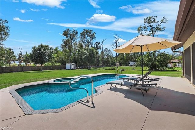 6342 Scott LN, Fort Myers, FL 33966