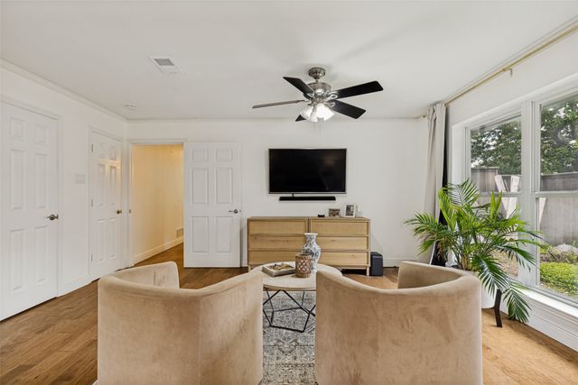 7105 Tophill Circle, Dallas, TX 75248