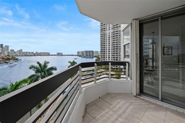 19195 NE 36th Ct 710, Aventura, FL 33180