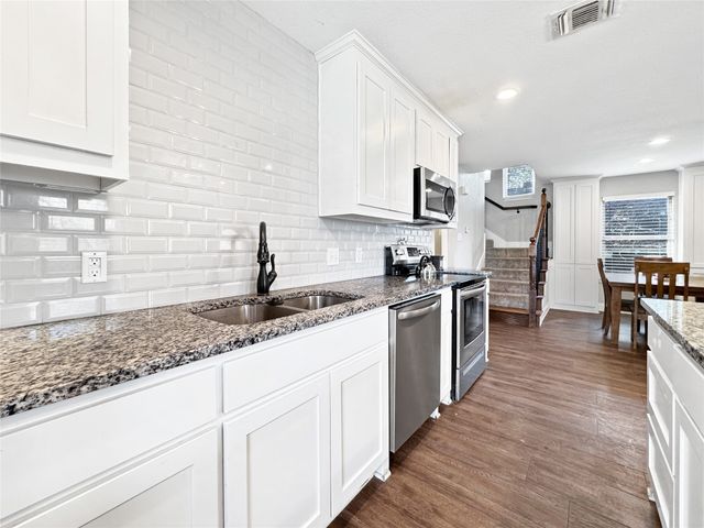 1713 Bronco Road, Granbury, TX 76049