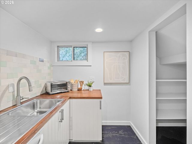 6200 Ne 29TH Ave, Portland, OR 97211