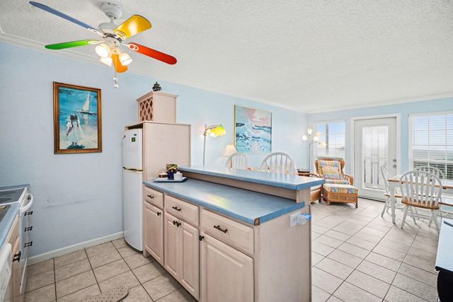 6300 Seawall Blvd Unit 2101, Galveston, TX 77551