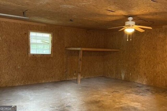 566 Colbert Grove Church Road, Danielsville, GA 30633