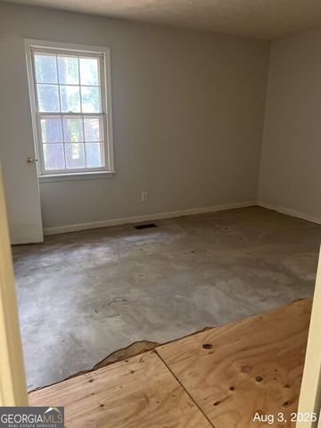 566 Colbert Grove Church Road, Danielsville, GA 30633