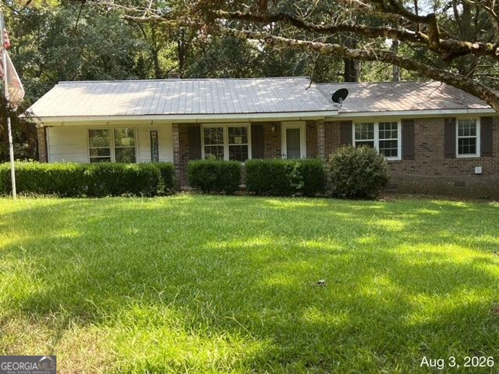 566 Colbert Grove Church Road, Danielsville, GA 30633