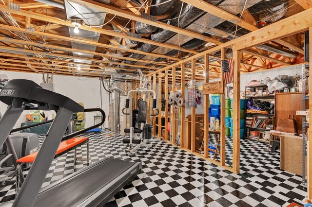 10210 W 20th St N, Wichita, KS 67212