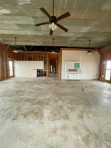 218 Fm 710, Ganado, TX 77962