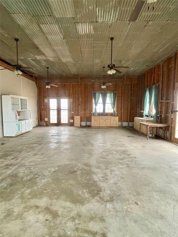 218 Fm 710, Ganado, TX 77962