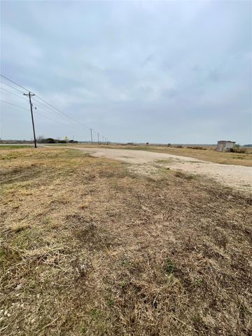 218 Fm 710, Ganado, TX 77962