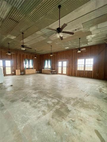 218 Fm 710, Ganado, TX 77962