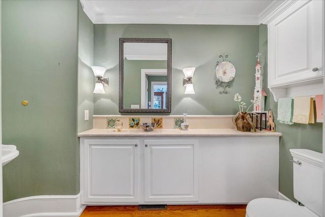 143 Charlotte LN, Hardy, VA 24101