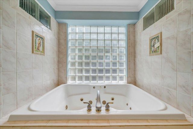 143 Charlotte LN, Hardy, VA 24101