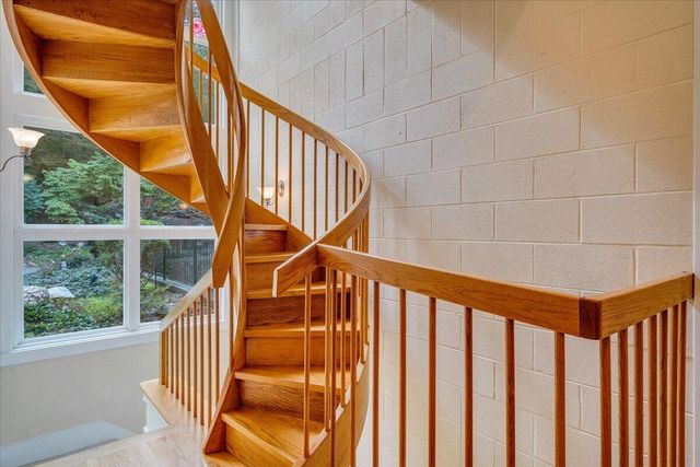 143 Charlotte LN, Hardy, VA 24101