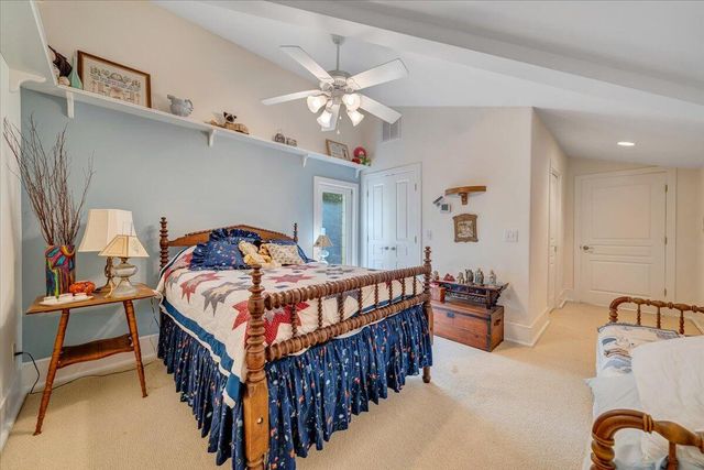 143 Charlotte LN, Hardy, VA 24101