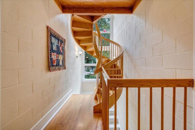 143 Charlotte LN, Hardy, VA 24101