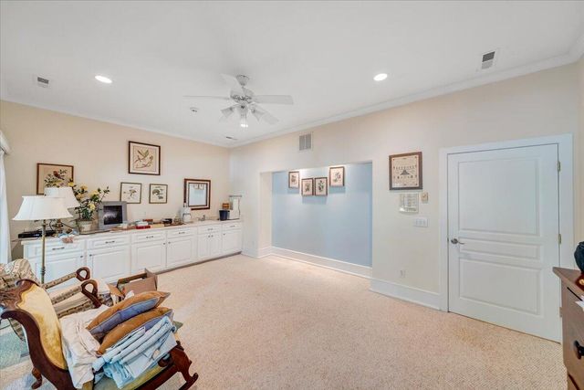 143 Charlotte LN, Hardy, VA 24101
