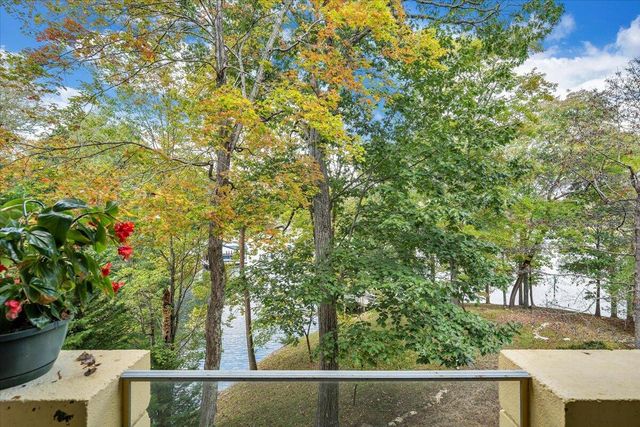 143 Charlotte LN, Hardy, VA 24101